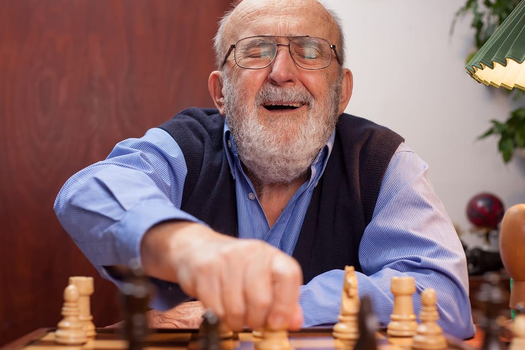 Playing chess with an intention of having fun is a way to prevent tilting in chess